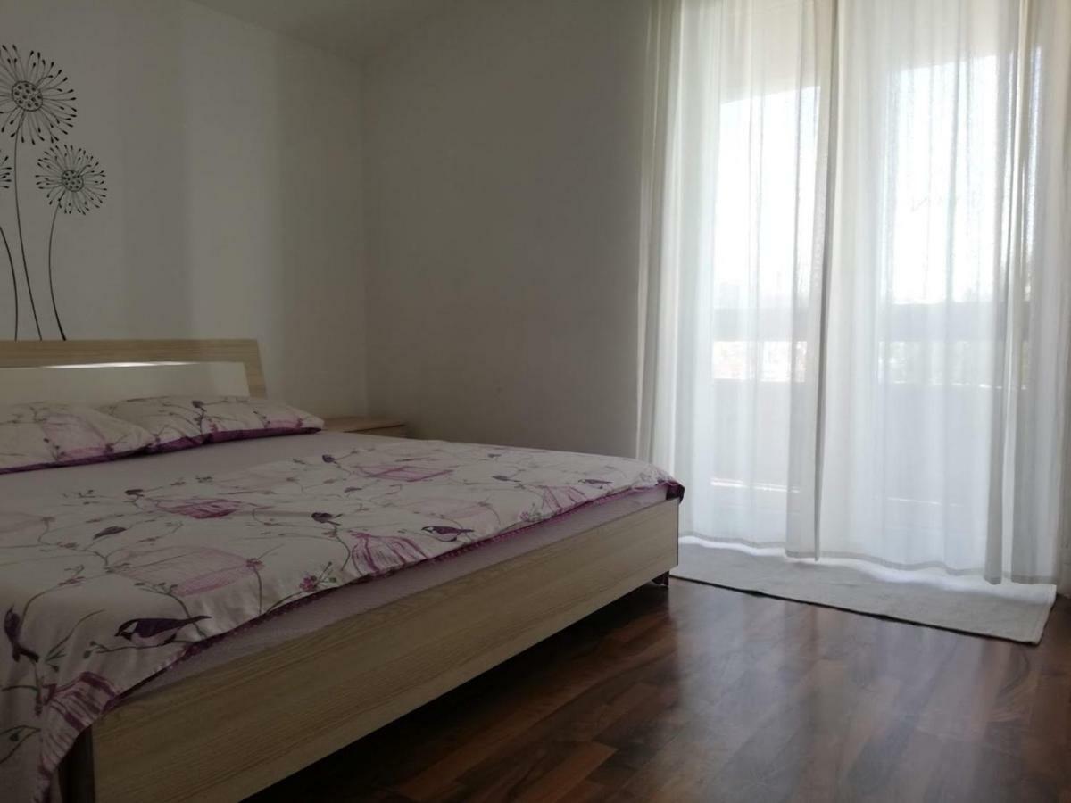 Apartment Bluebay Dugi Rat Exterior foto