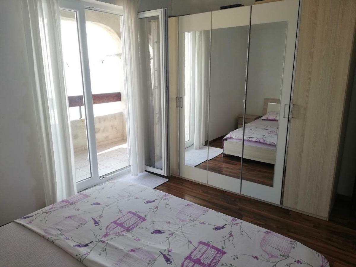 Apartment Bluebay Dugi Rat Exterior foto